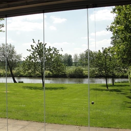 Изображение для услуги Безрамное остекление