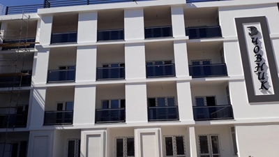 Затока база отдыха Човнык, ограждения: стекло в Алюминиевый профиль