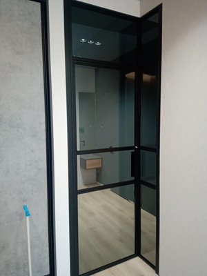 Перегородки и двери в стиле ЛОФТ